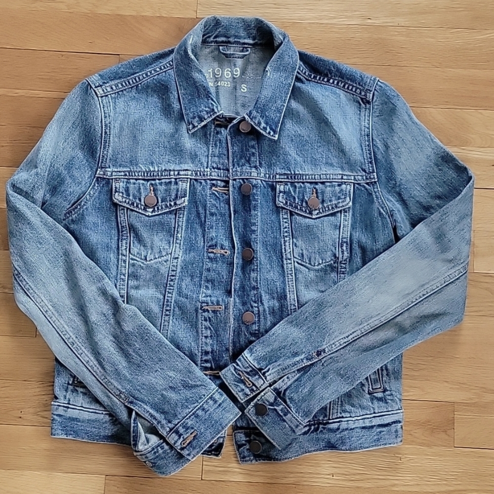 GAP Distressed Classic Denim Jacket